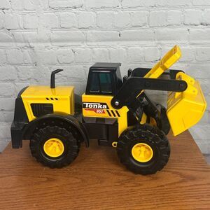 TONKA | steel front loader model 952 mfg 2020